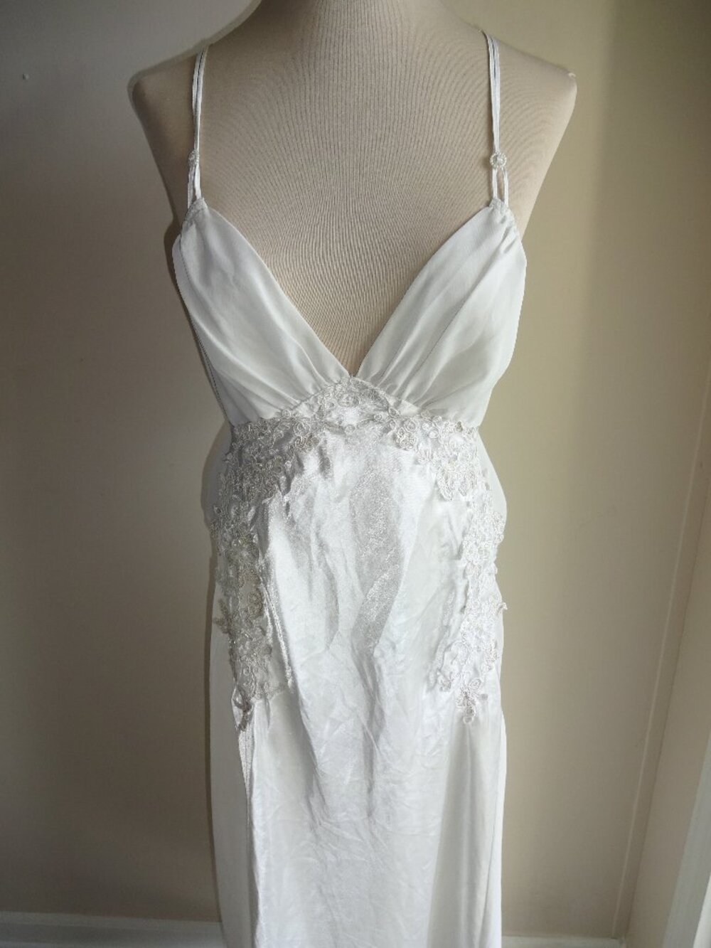 Belle Nuit Intimates White Nightgown XL Liquid Satin Maxi Gown Beaded Lace